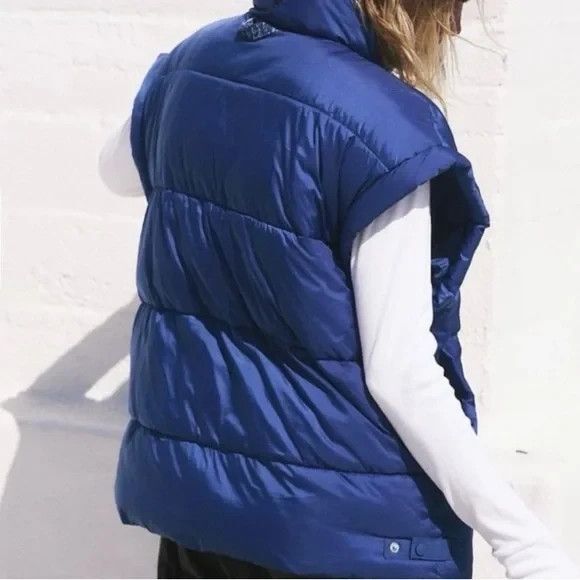 FP Movement Free People Womens Size Large In A Bubble Puffer Vest Blue NEW - Picture 15 of 15